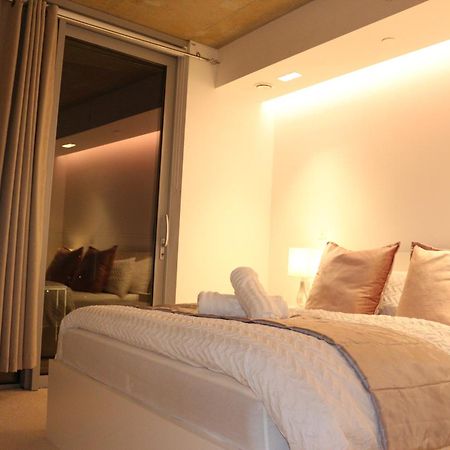 Luxury 1 Bedroom Apartment In Лондон Экстерьер фото