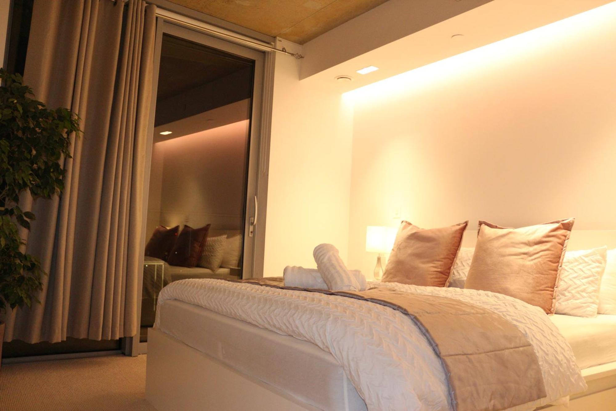 Luxury 1 Bedroom Apartment In Лондон Экстерьер фото